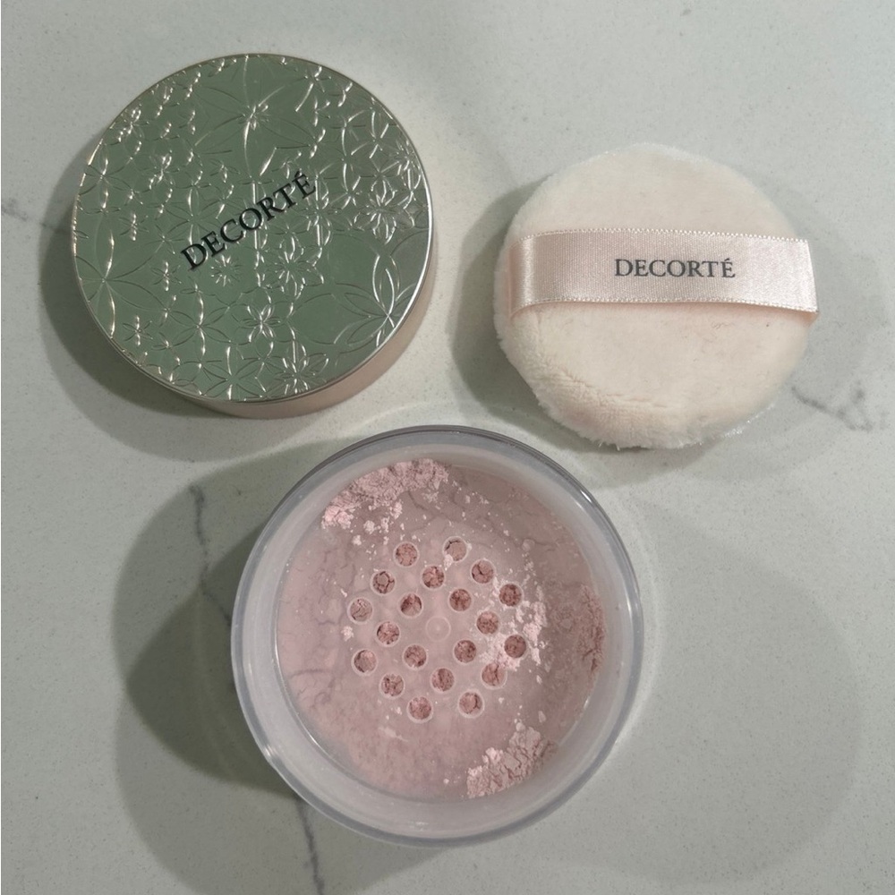 Cosme Decorte loose powder 80 glow pink (discontinued)